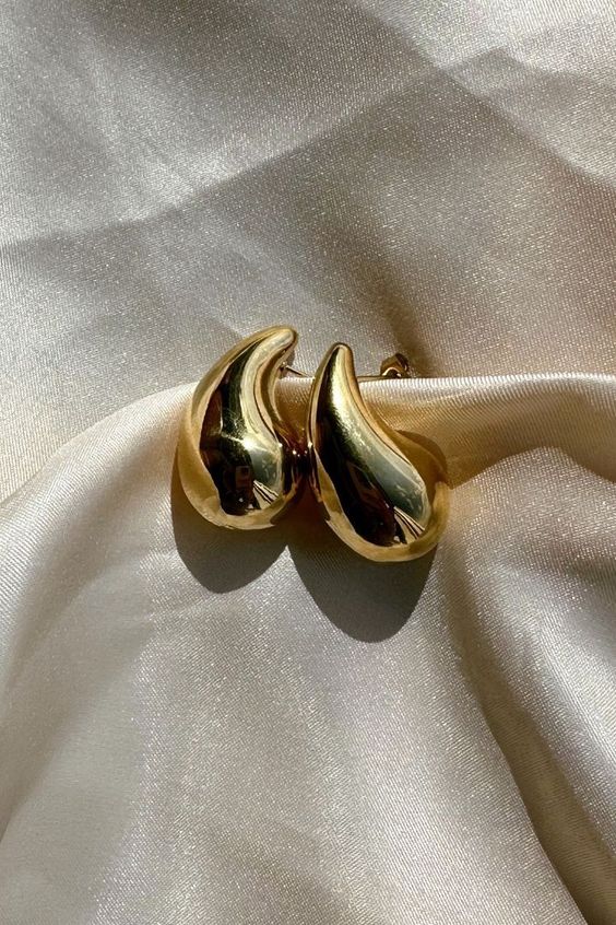Aretes- Dorado y Plata- Gotita