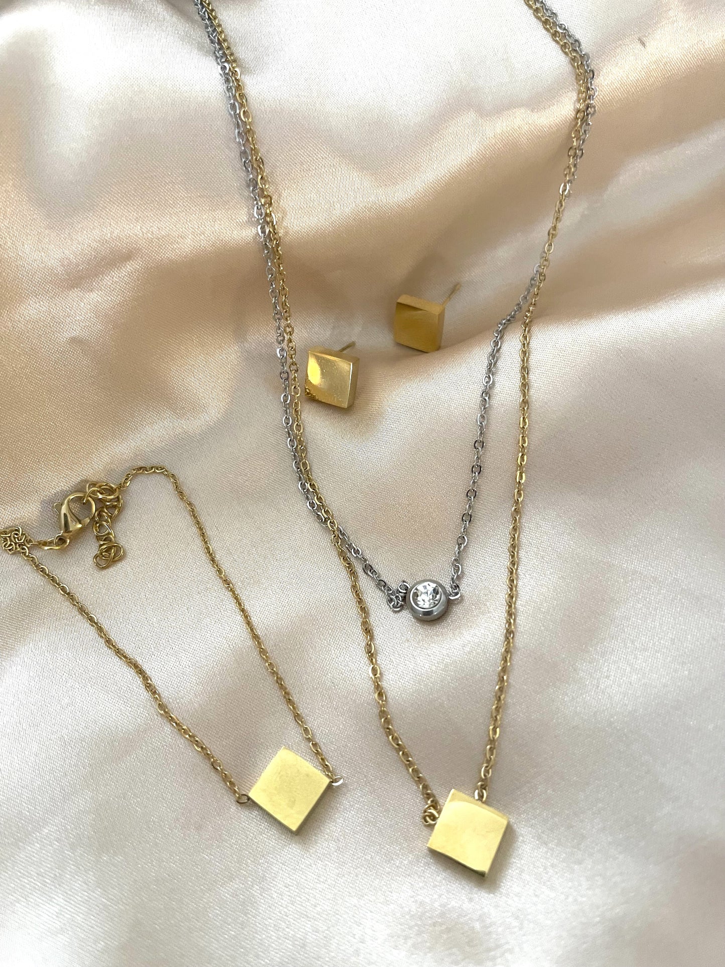 Square Triple Set
