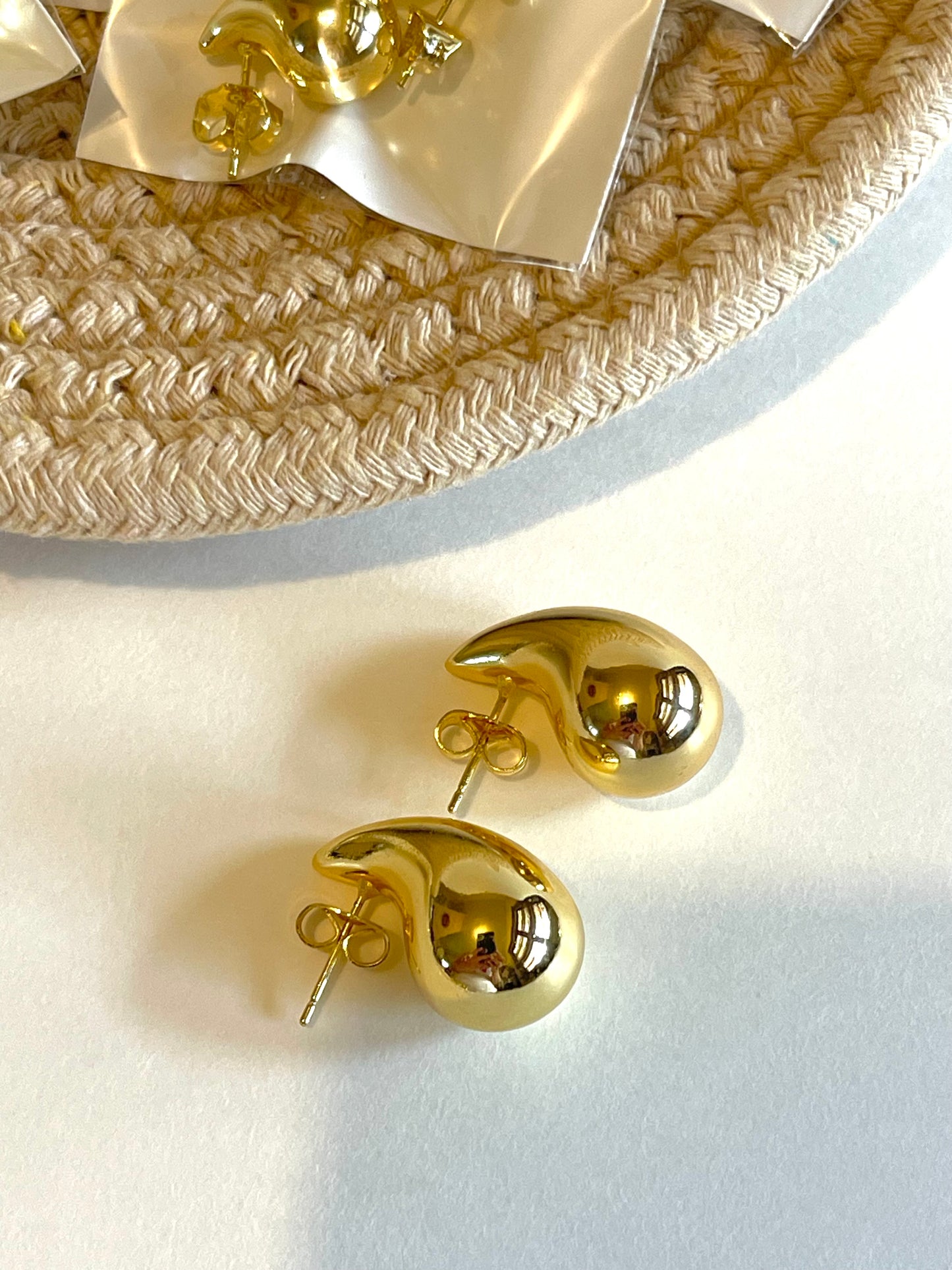 Aretes- Dorado y Plata- Gotita