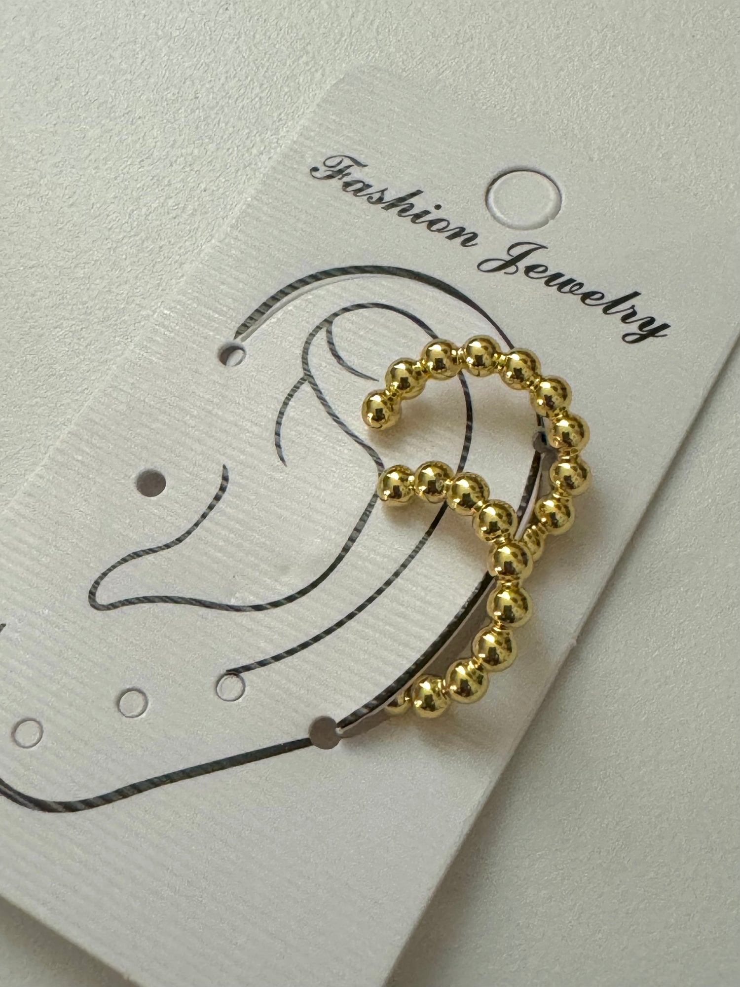 Pellets Ear Cuff