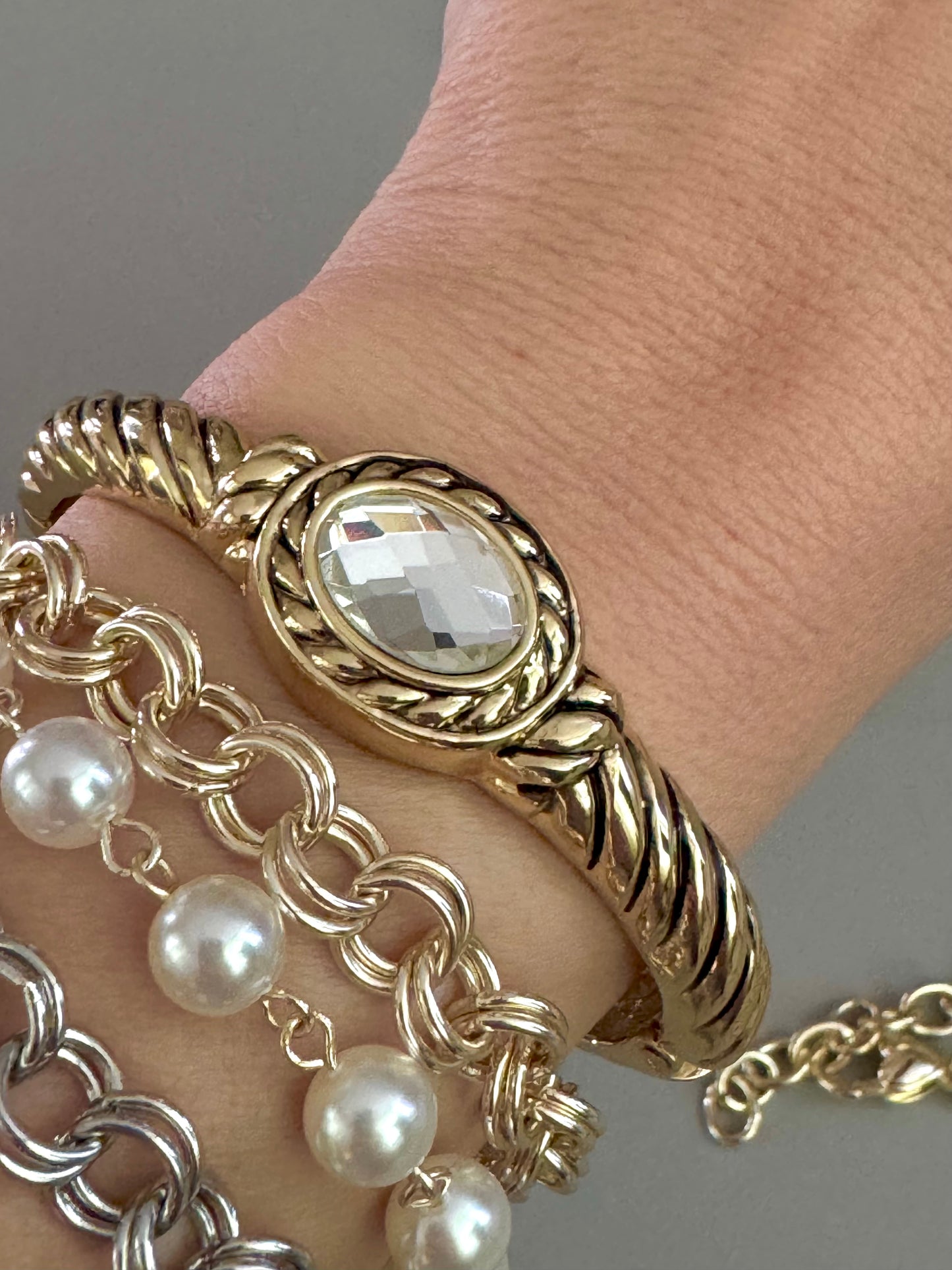 Alison pulsera- Dorada