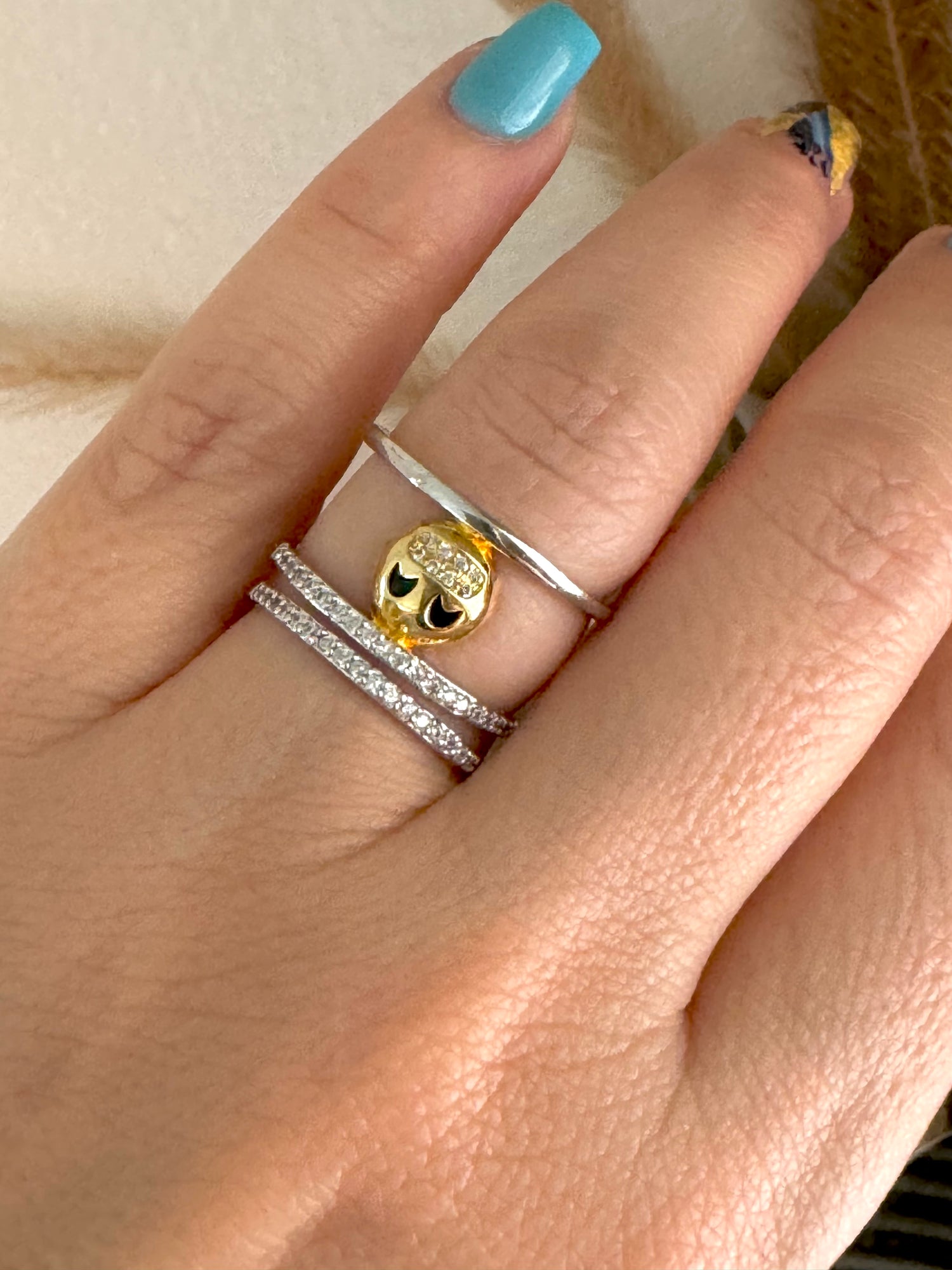 Smiley Black Ring/ Silver Zirconia