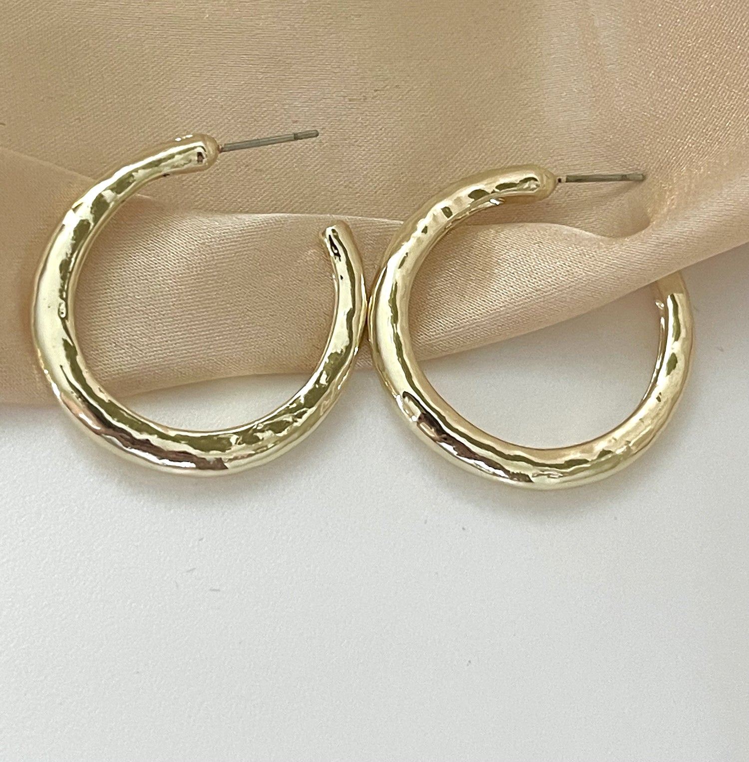 Hoop Earrings/Gold