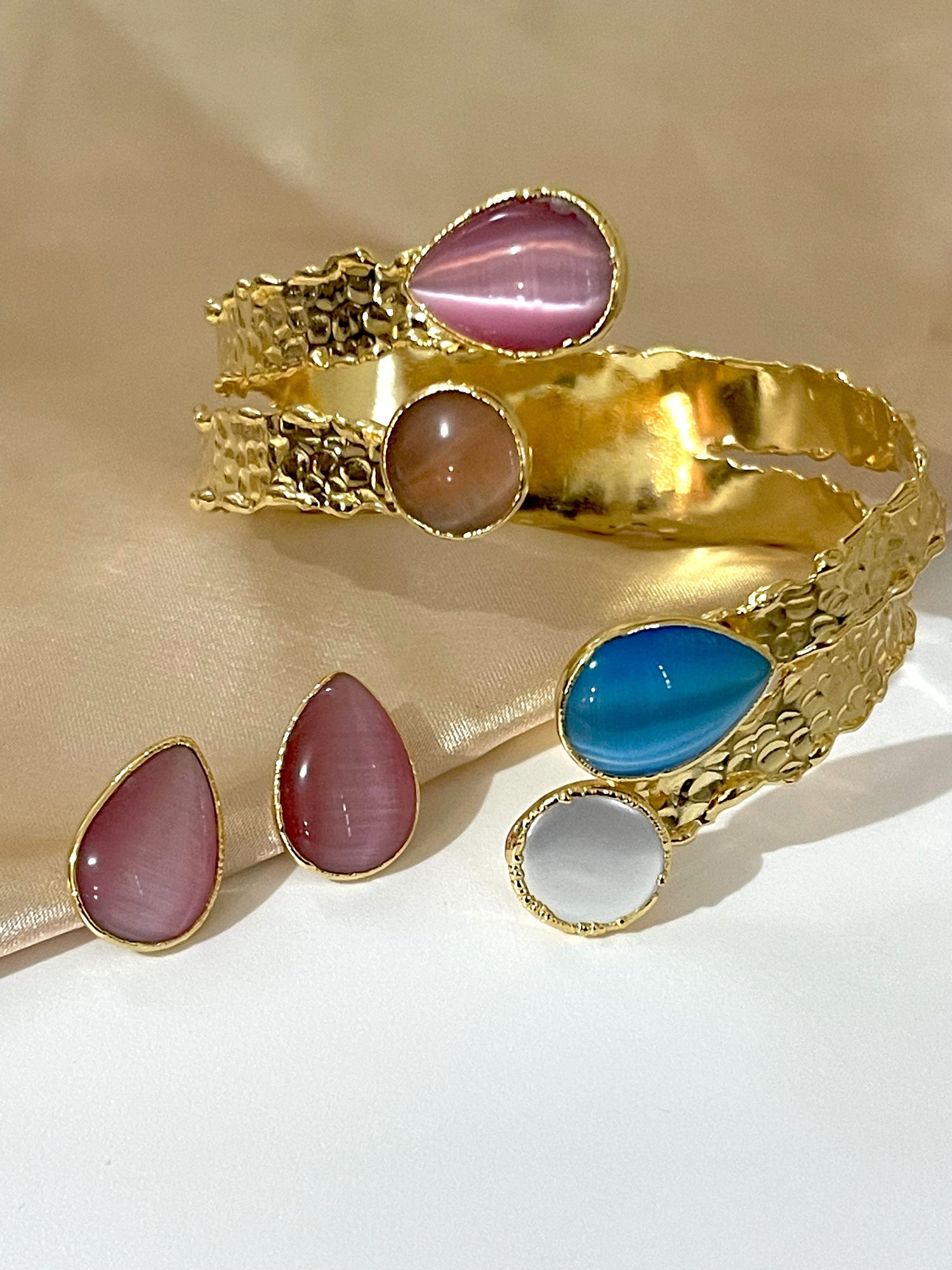 Zamira Set