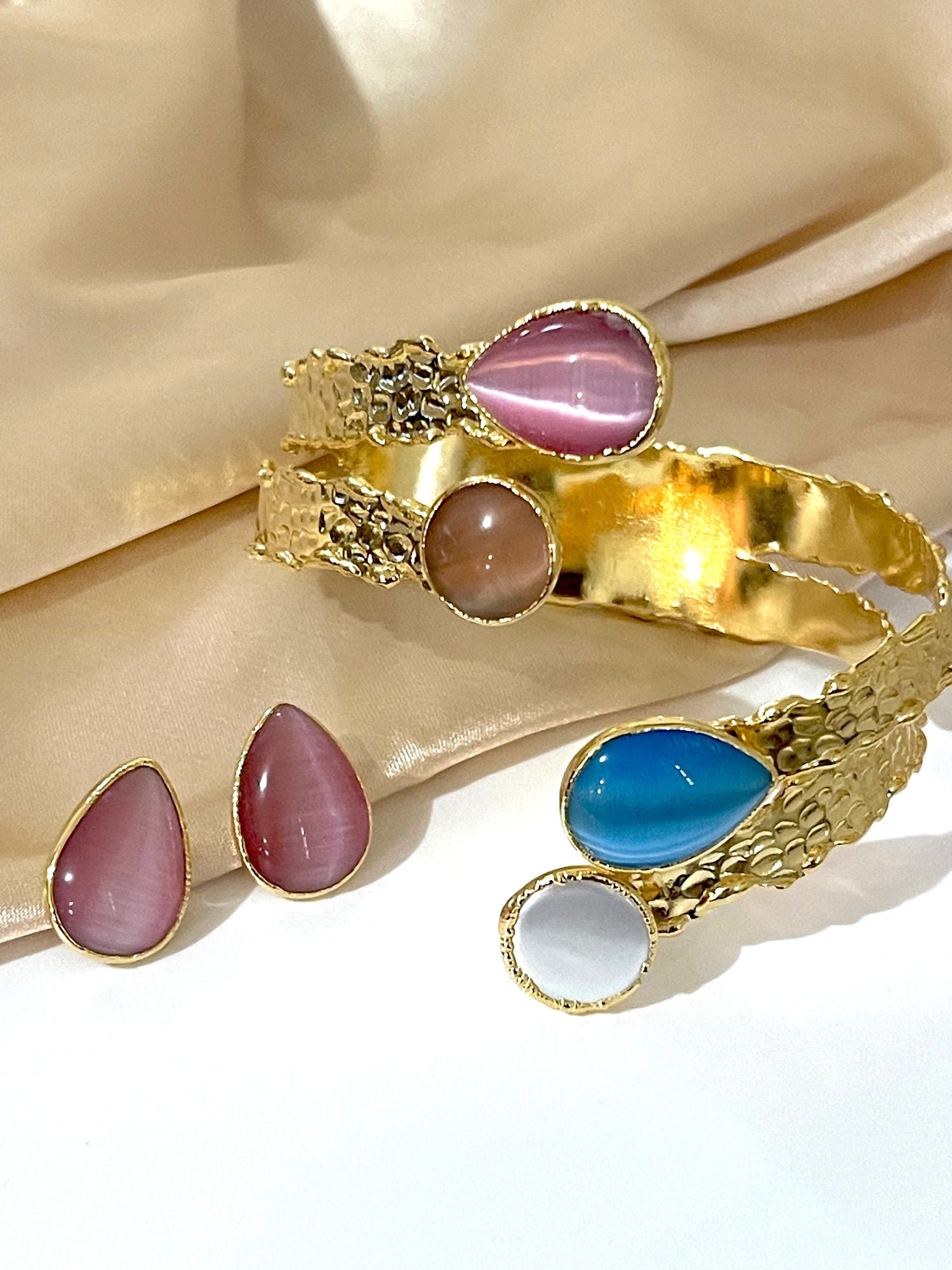 Zamira Set