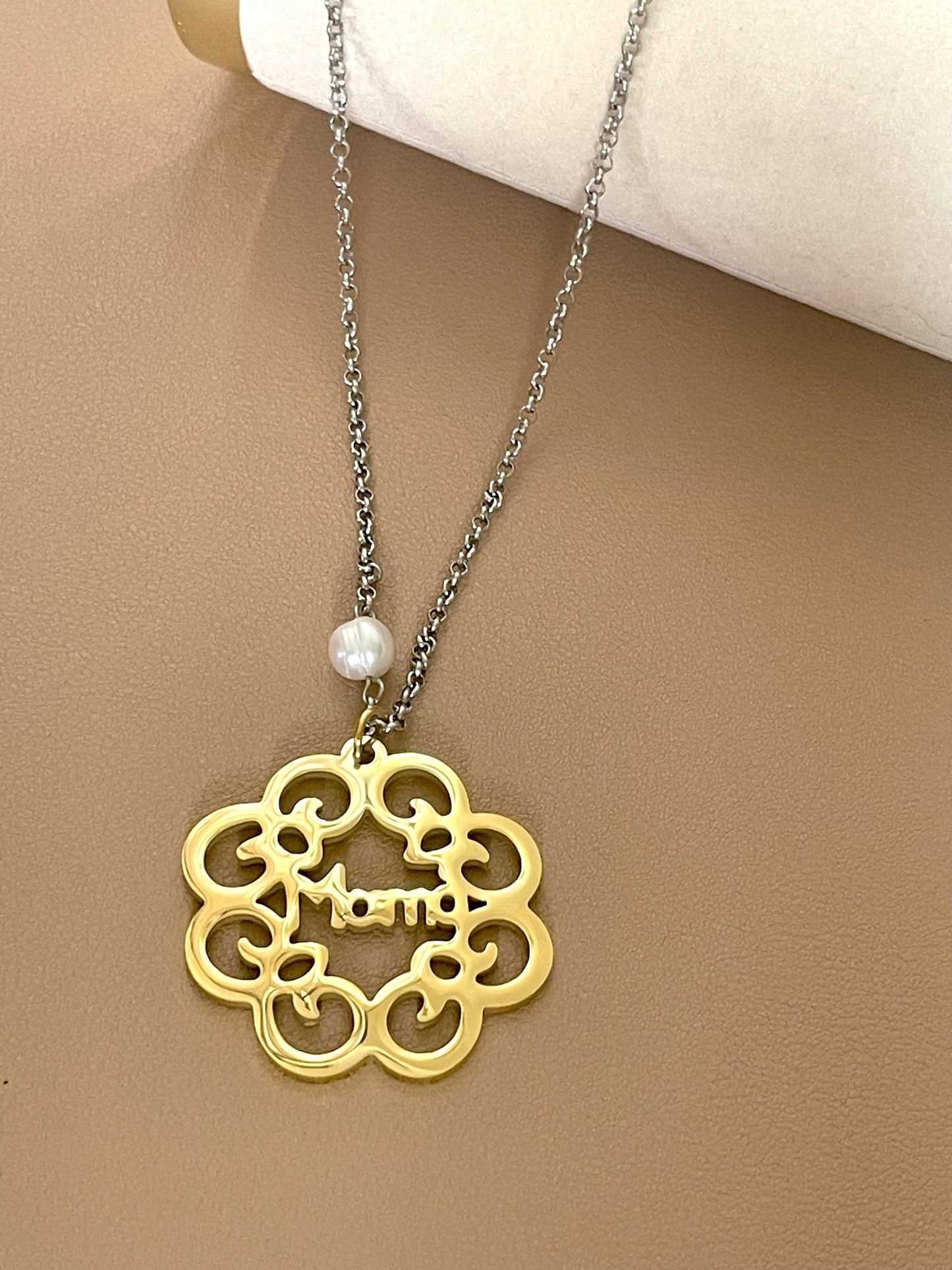 Mama Pearl Chain