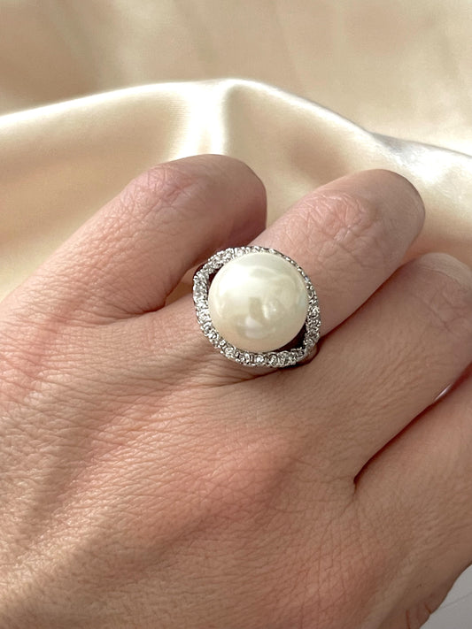 Solitaire White Pearl