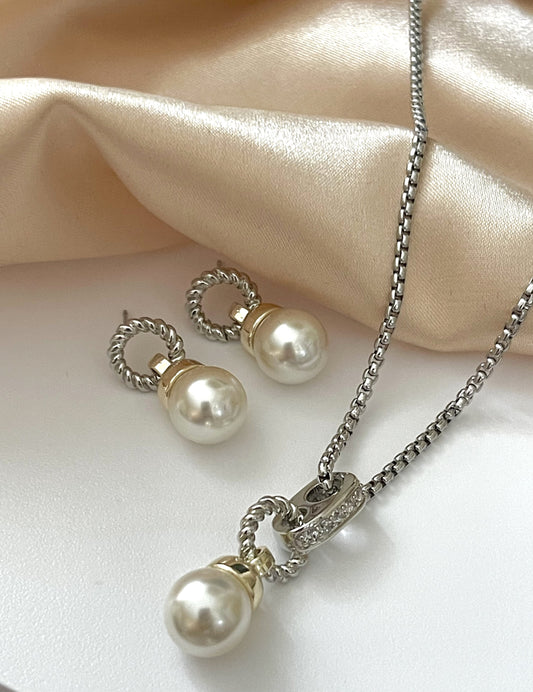 Chain Pearl Set
