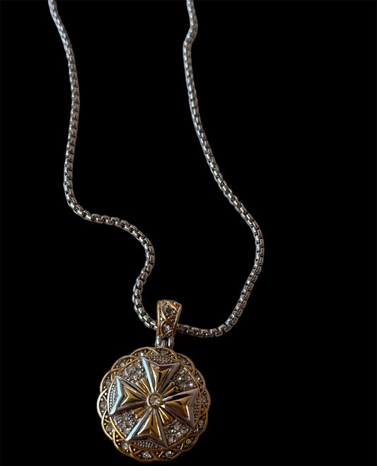 Victoria Medallion Chain