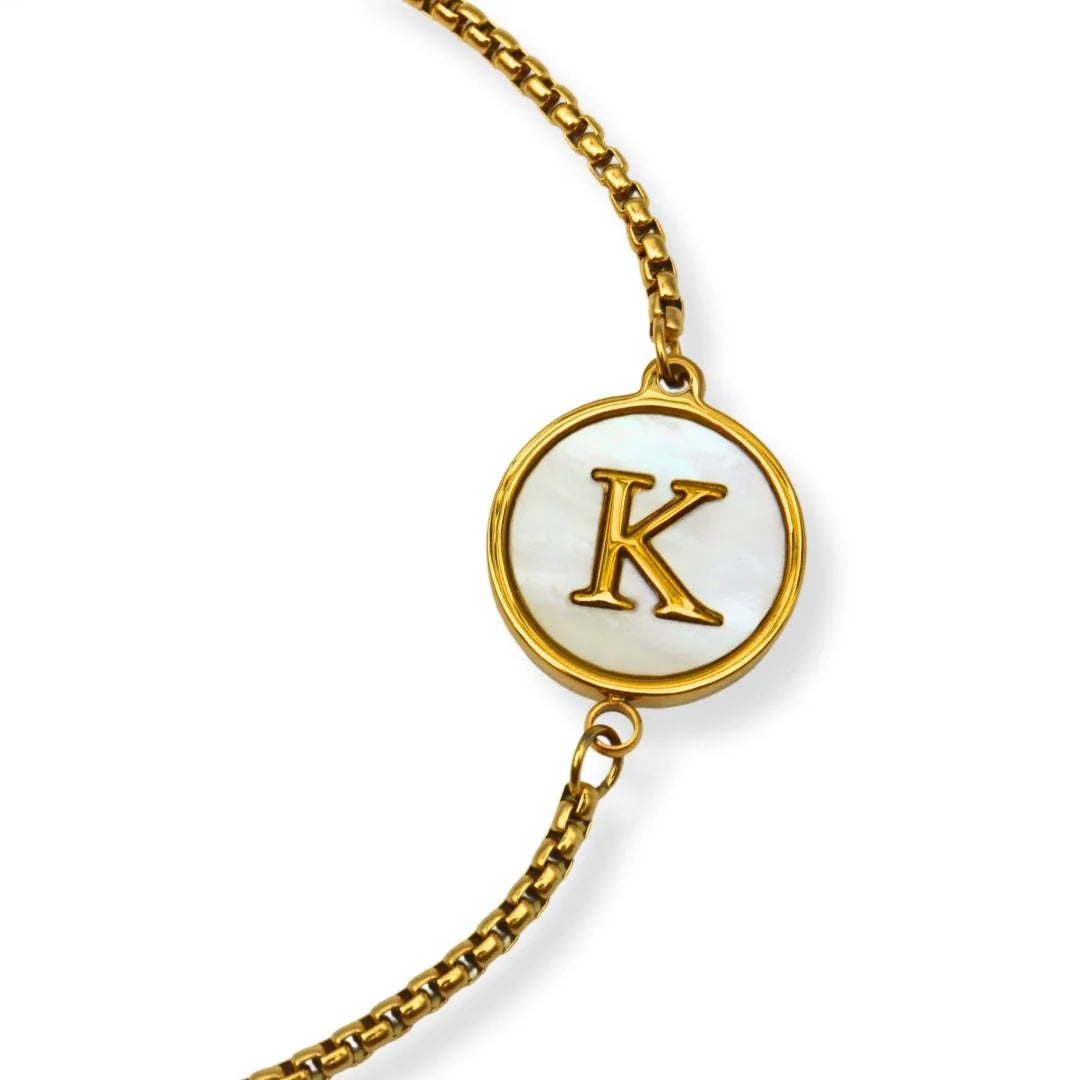 Pulsera con iniciales Dorada A-Z Ajustable