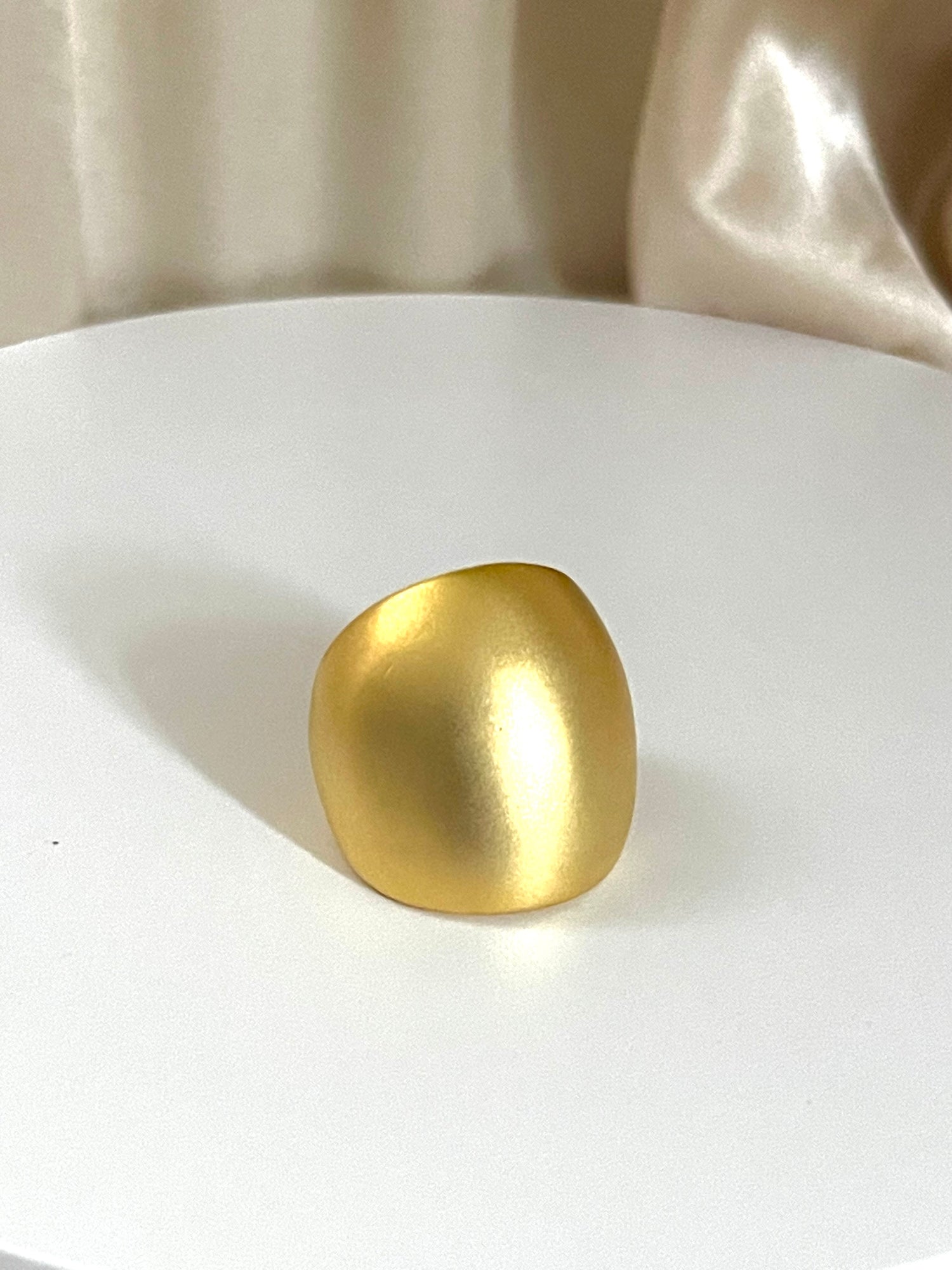 Round Ring