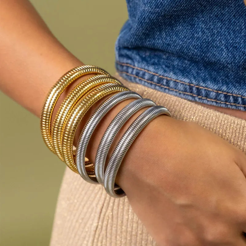 Cecil- Bracelets