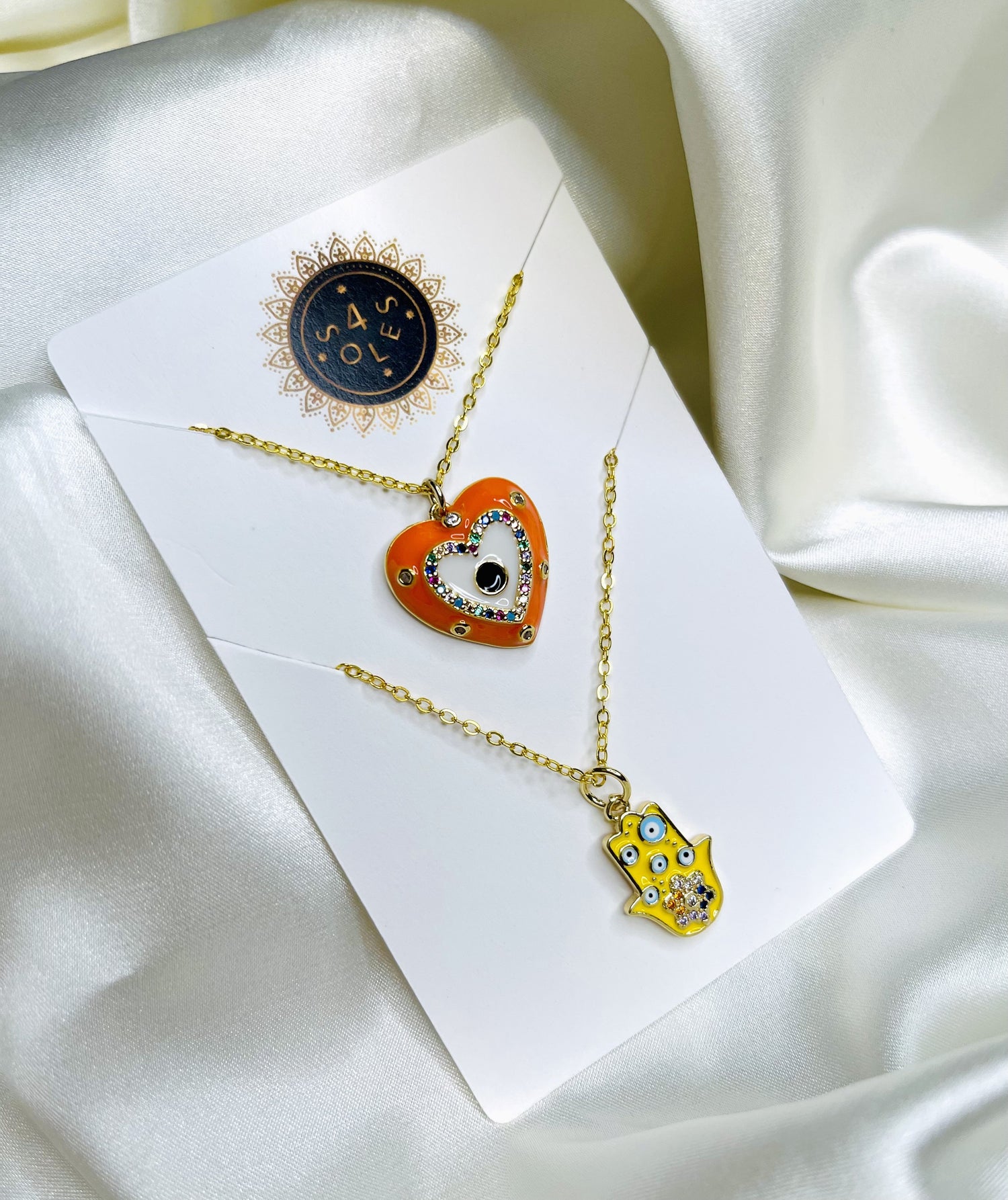 Heart and Hand multi Chain
